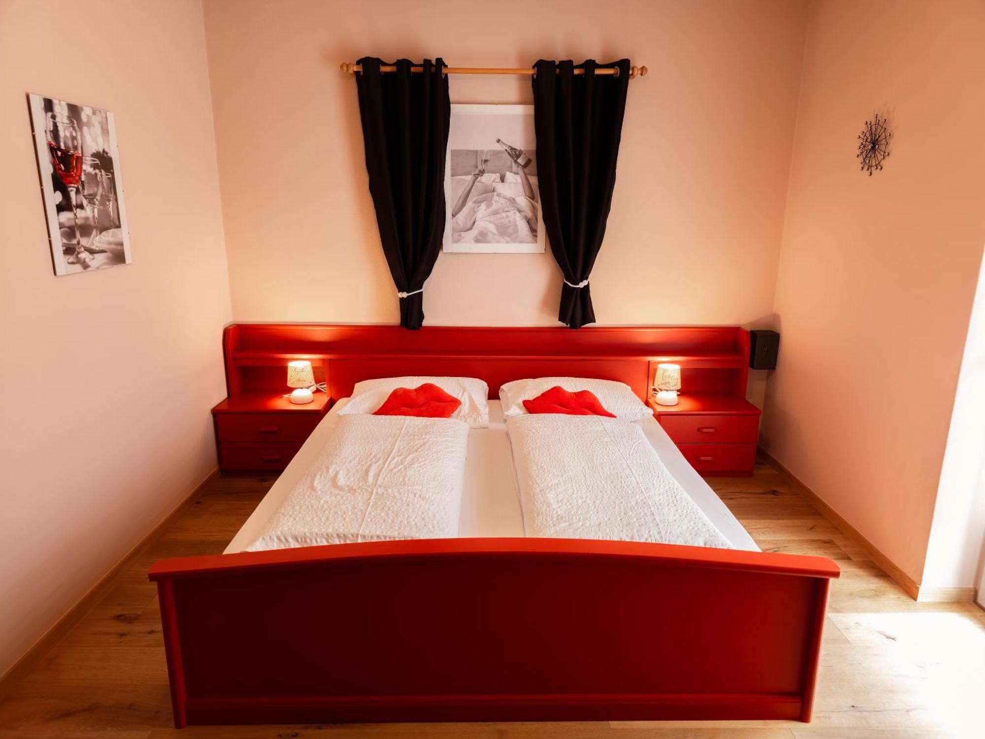 Garni Unterwegguetl Bed & Breakfast Naturns Exterior foto