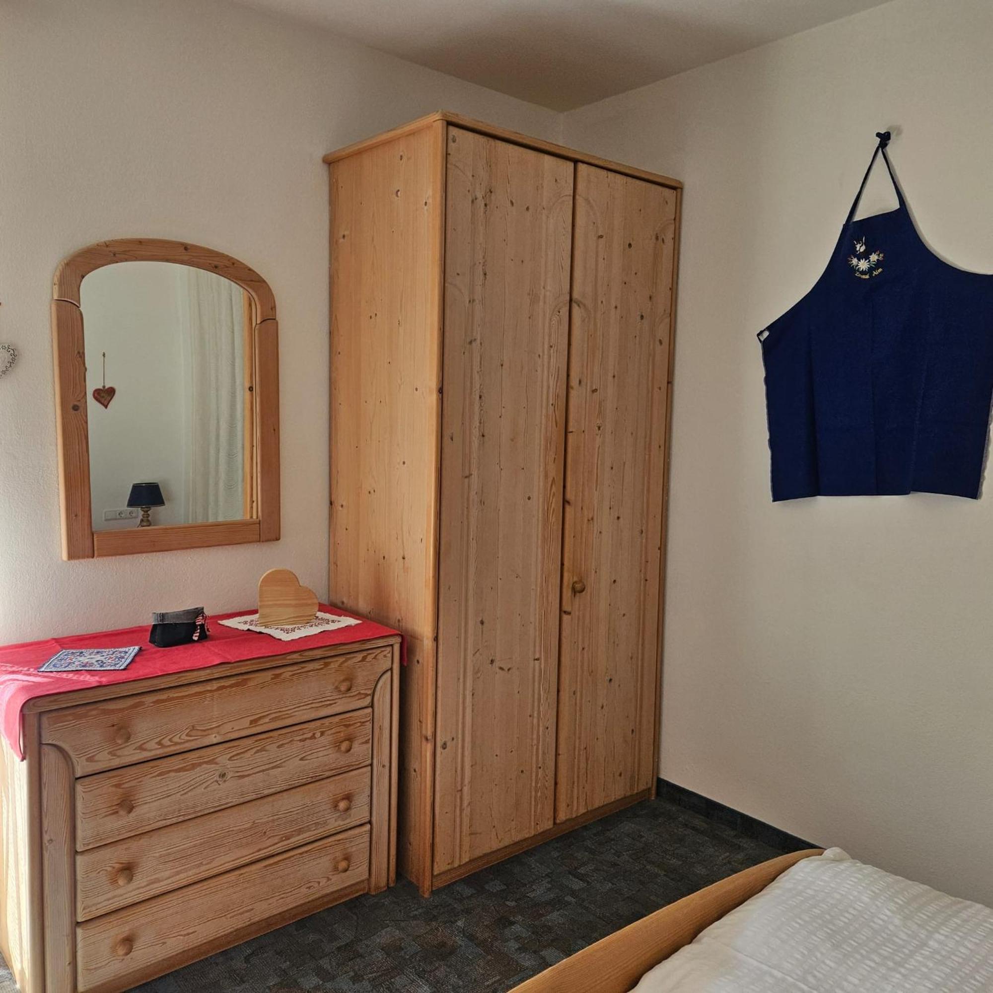 Garni Unterwegguetl Bed & Breakfast Naturns Exterior foto