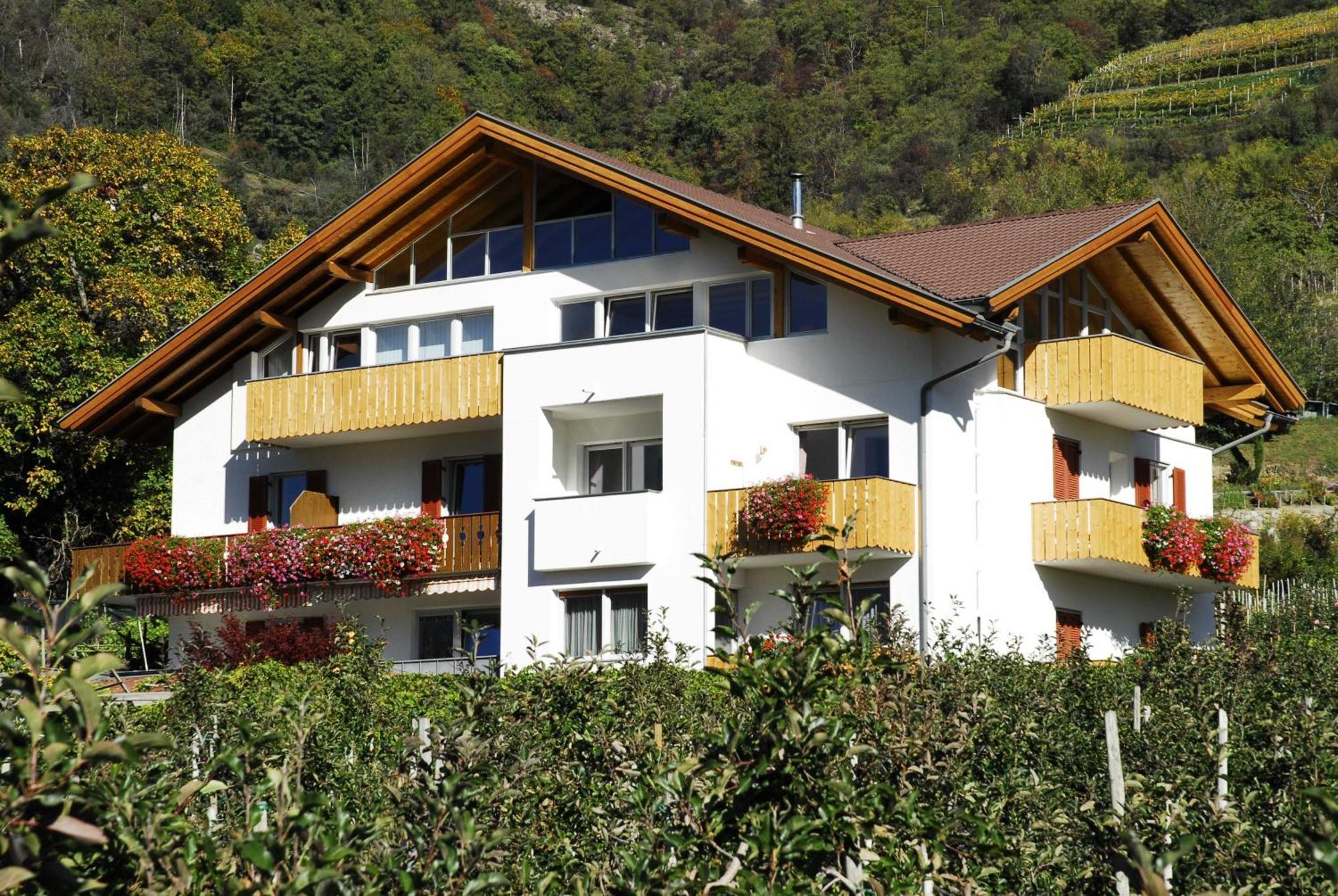 Garni Unterwegguetl Bed & Breakfast Naturns Exterior foto
